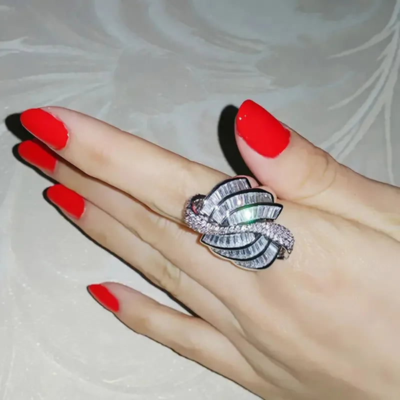 925 Sterling Silver Rings for Wedding Accessories Gorgeous AA Cubic Zirconia Geometric Engagement Party Trendy Jewelry
