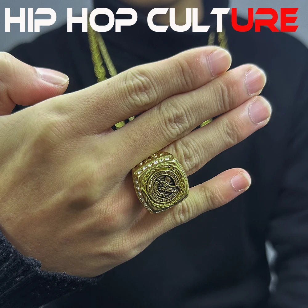 High end custom men's 18K gold ring, domineering eagle totem, luxurious diamond inlay, suitable for hip-hop rap and street gangs