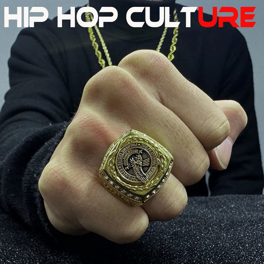 High end custom men's 18K gold ring, domineering eagle totem, luxurious diamond inlay, suitable for hip-hop rap and street gangs